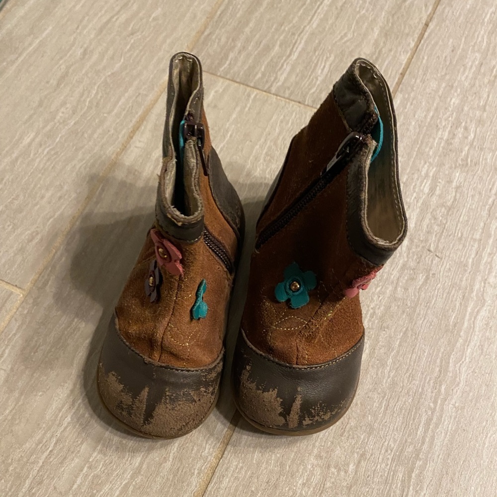 see kai run boots